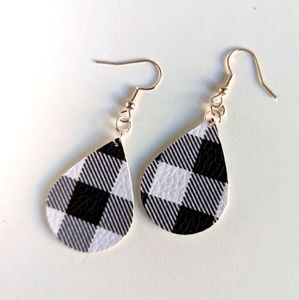 Faux leather | double-sided | tear drop earring
